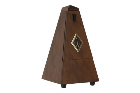 Metronom Pyramidový tvar