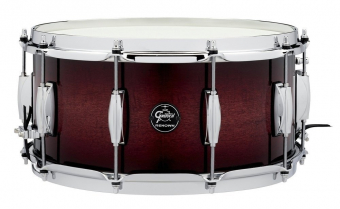 Snare drum Renown Maple Cherry Burst