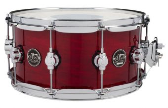 Snare drum Performance Lacquer Cherry Stain